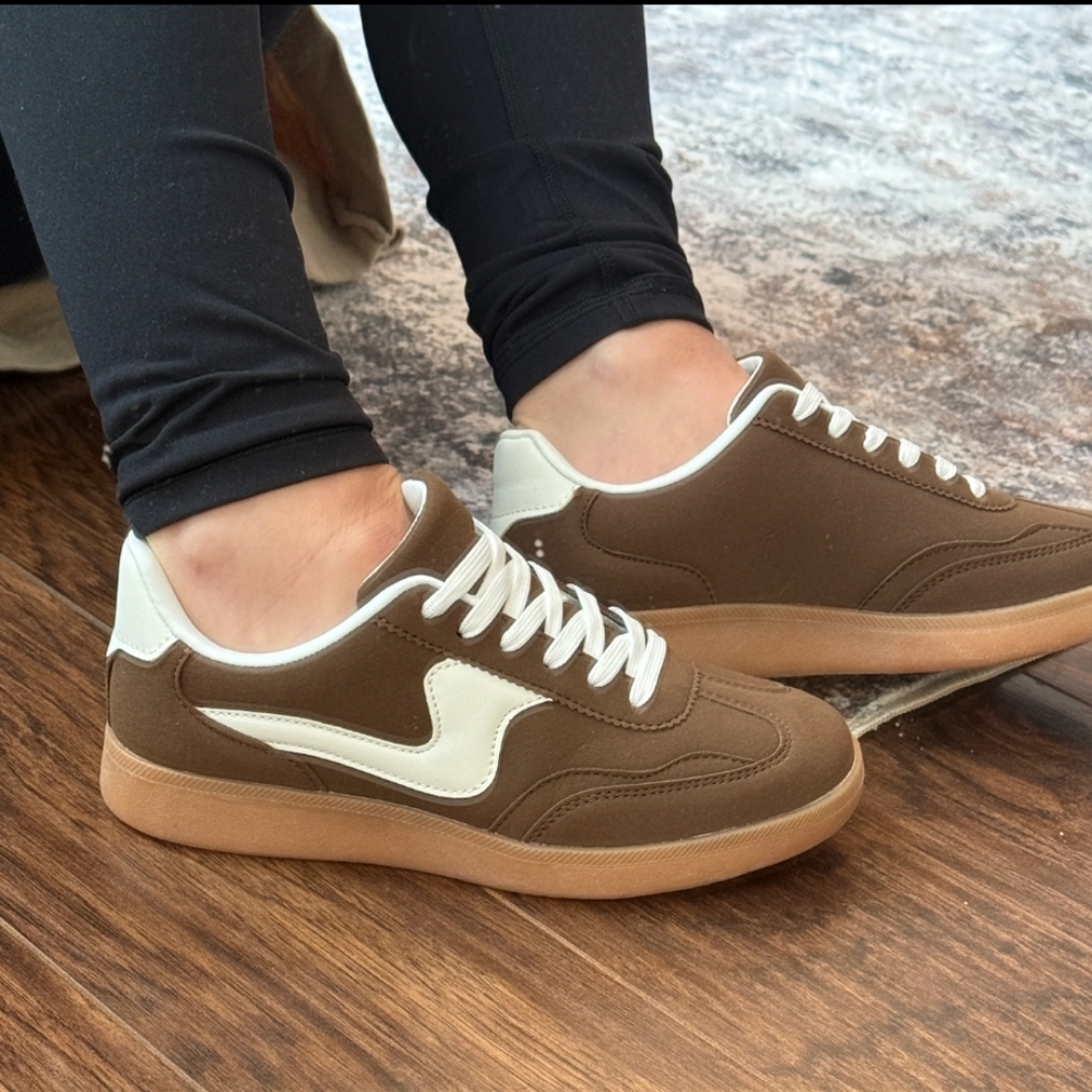 La Sheela Modern Brown and White Sneakers